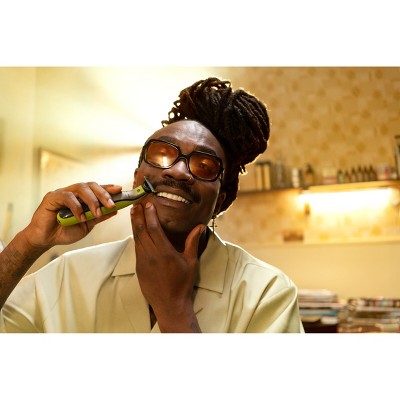 Philips Norelco OneBlade 360 Face & Body Rechargeable Men's Electric Shaver and Trimmer QP2834/70 - Imperfect Box